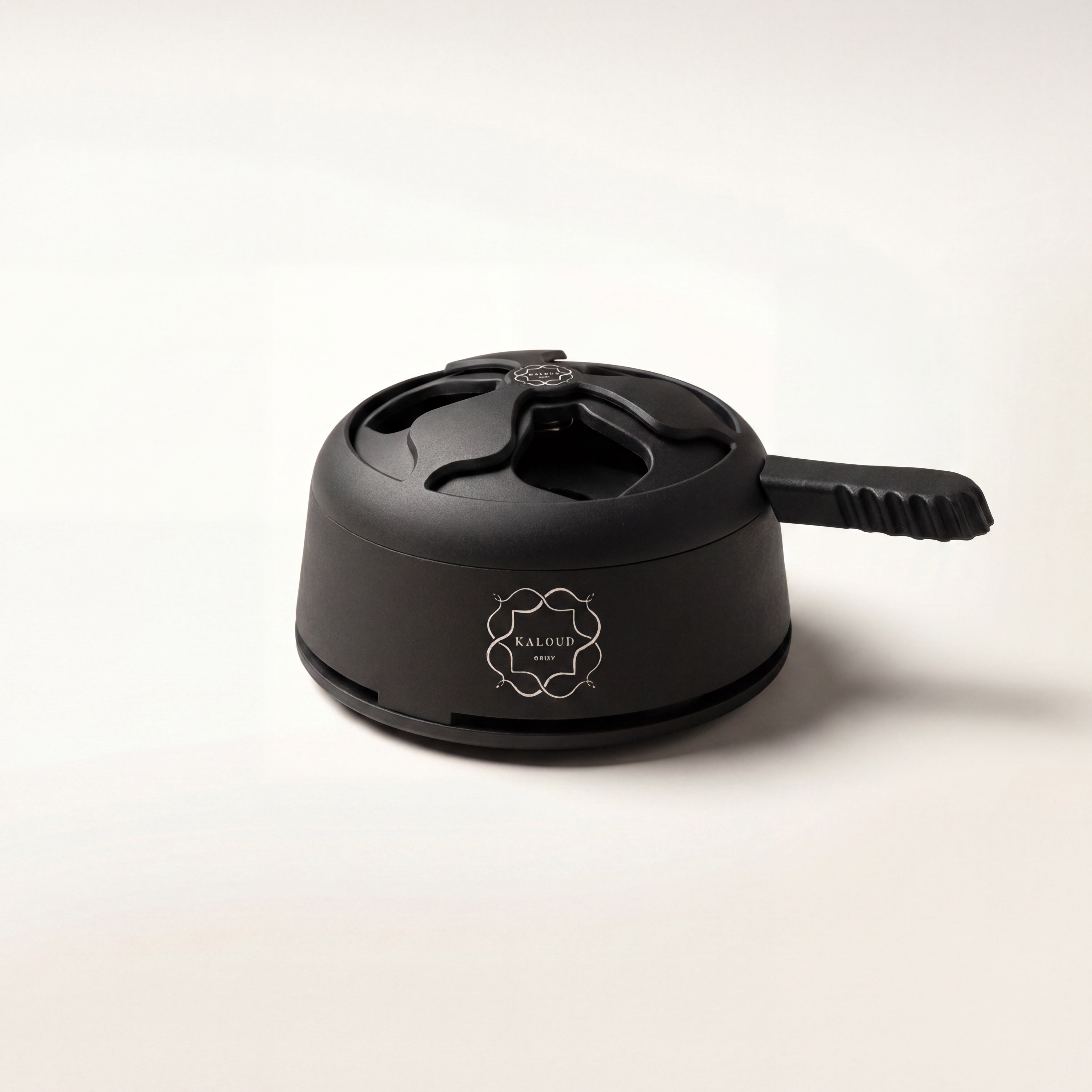 Kaloud Lotus I+ Niris Black heat management device on a clean studio backdrop at The Premium Way.