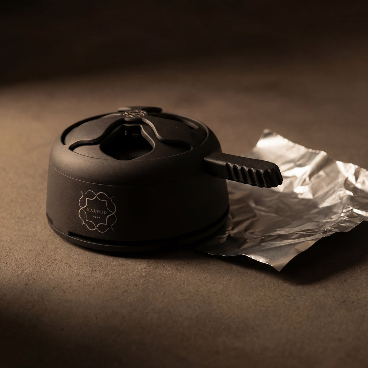 Kaloud Lotus I+ Niris HMD beside discarded aluminium foil, visual upgrade from foil to Lotus at The Premium Way., image 8 of 15