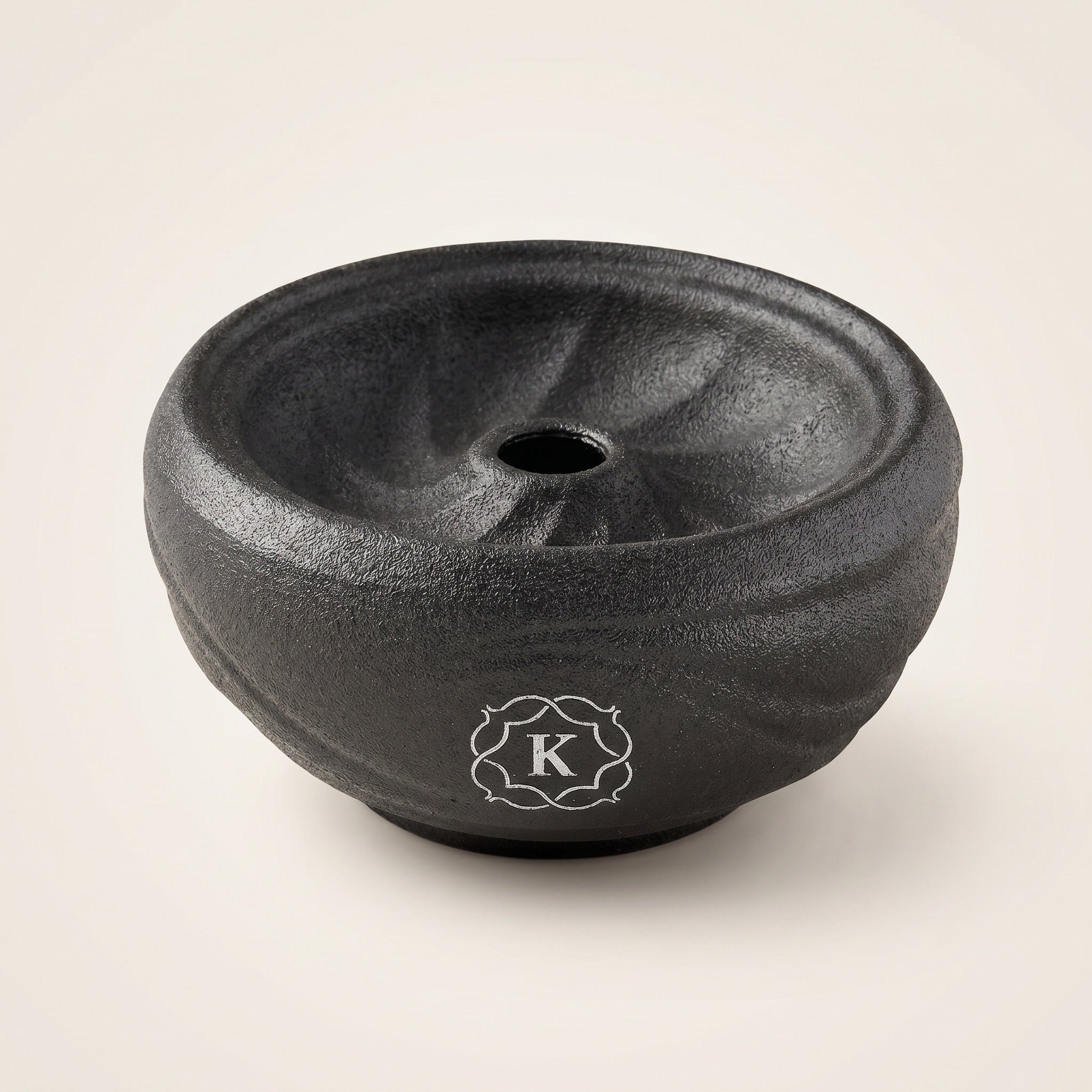 Kaloud Samsaris Kore All Ceramic shisha bowl with swirl flute body and silver K cartouche