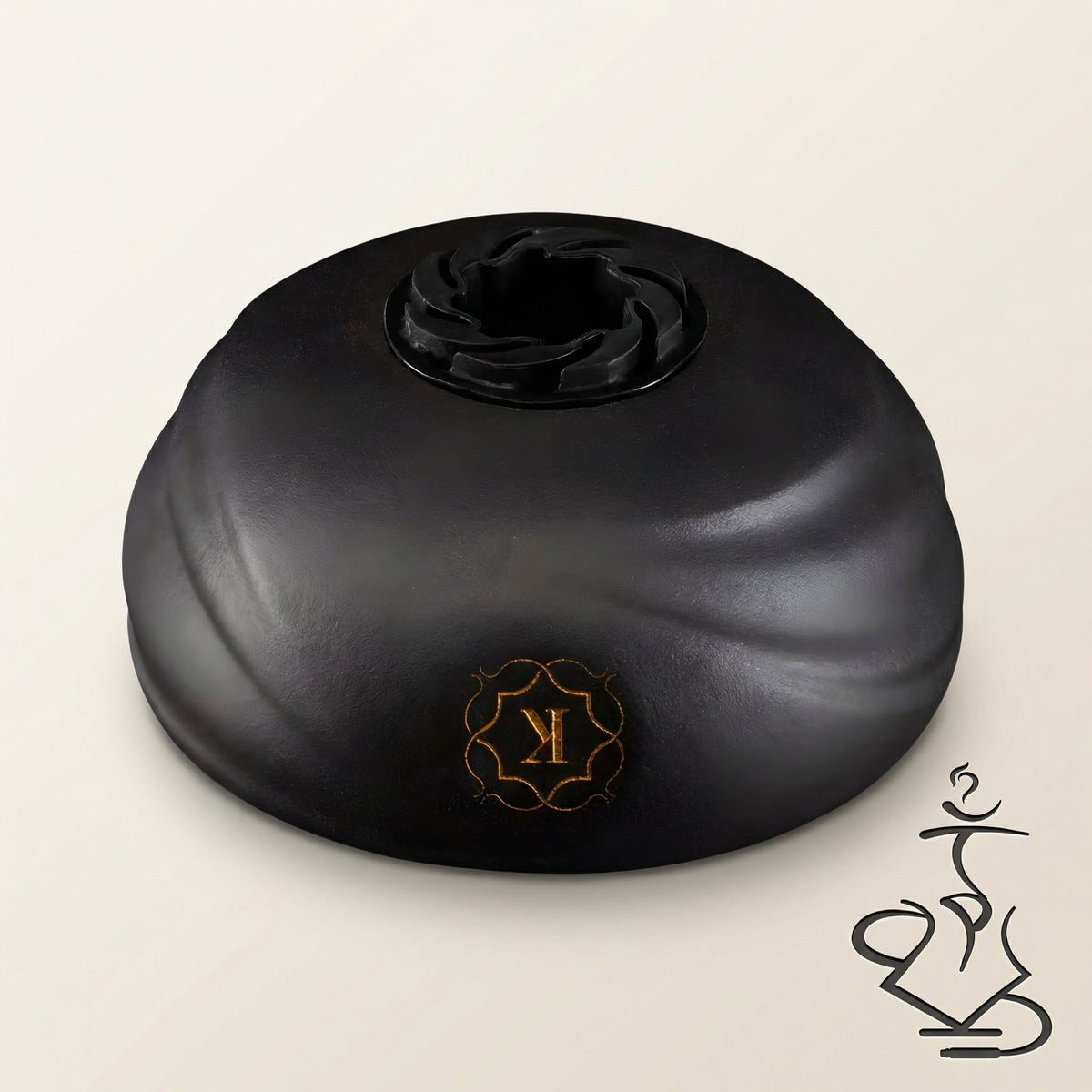 Underside of the Kaloud Samsaris Kore Qì Short black clay bowl showing the integrated silicone grommet with turbine-shaped universal fit design, image 6 of 11