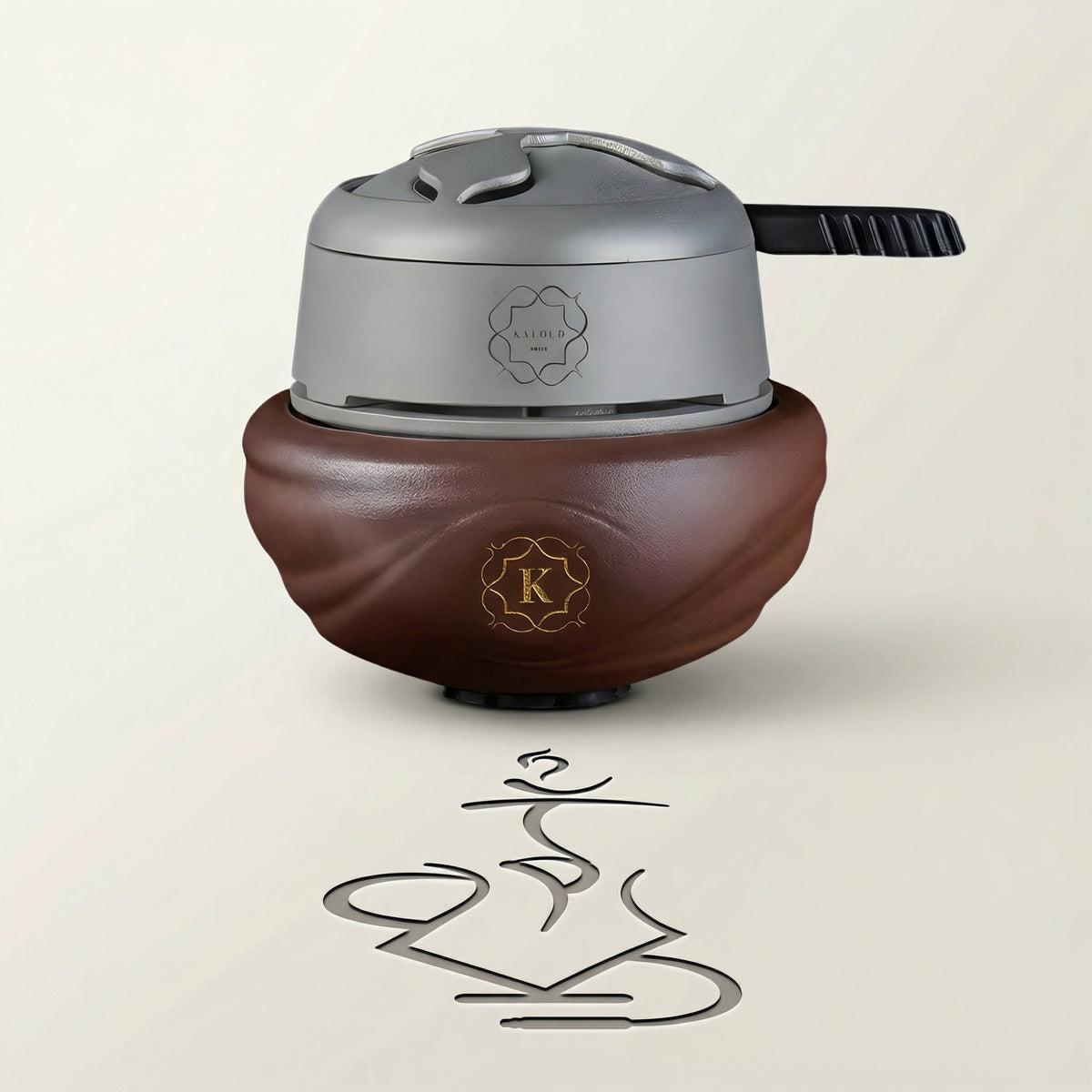Kaloud Samsaris Kore Qì Short red clay shisha bowl with Lotus I+ heat management device on a warm white studio background, image 6 of 17