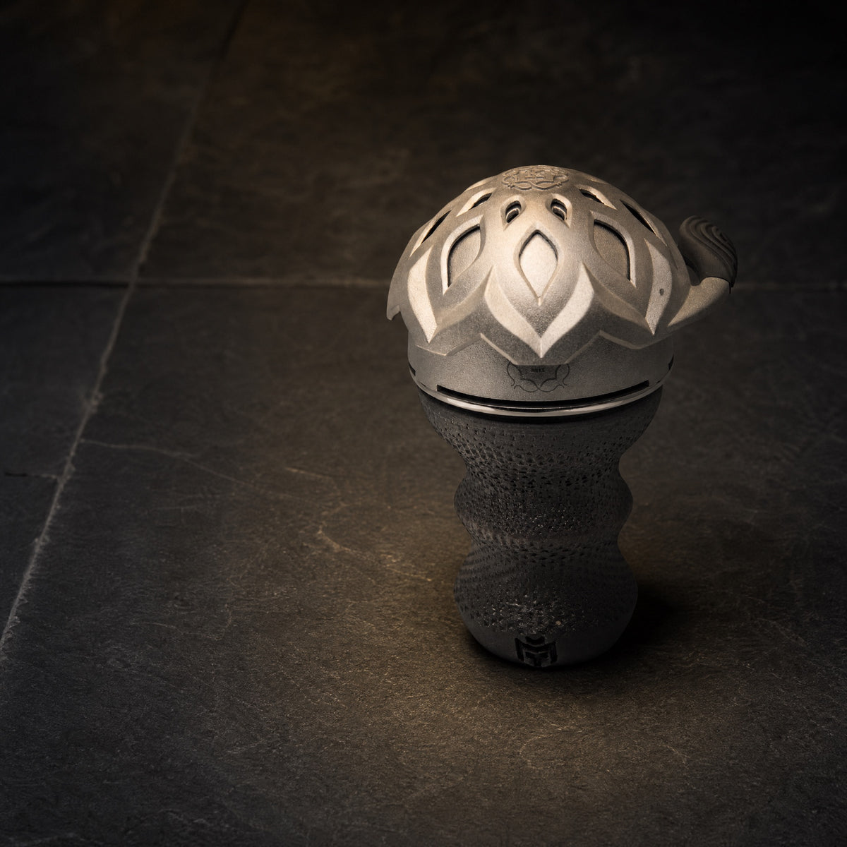 MIT Luxury DarkStar Turkish bowl with Kaloud Lotus 1+ HMD seated on top, dark leaf shisha rig ready, image 4 of 6
