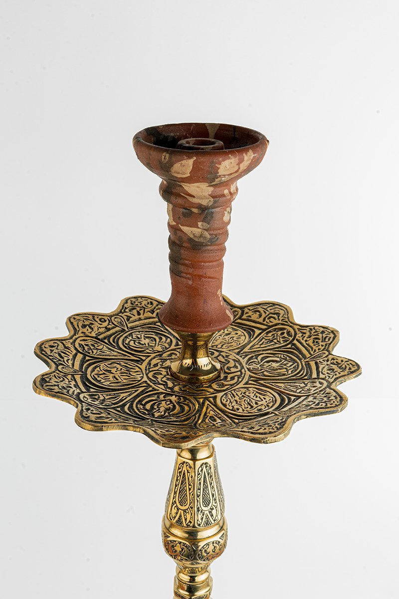 Shika Drakon Egyptian Brass Shisha Pipe, Oblivion clay bowl on the engraved tray, from above, image 3 of 6