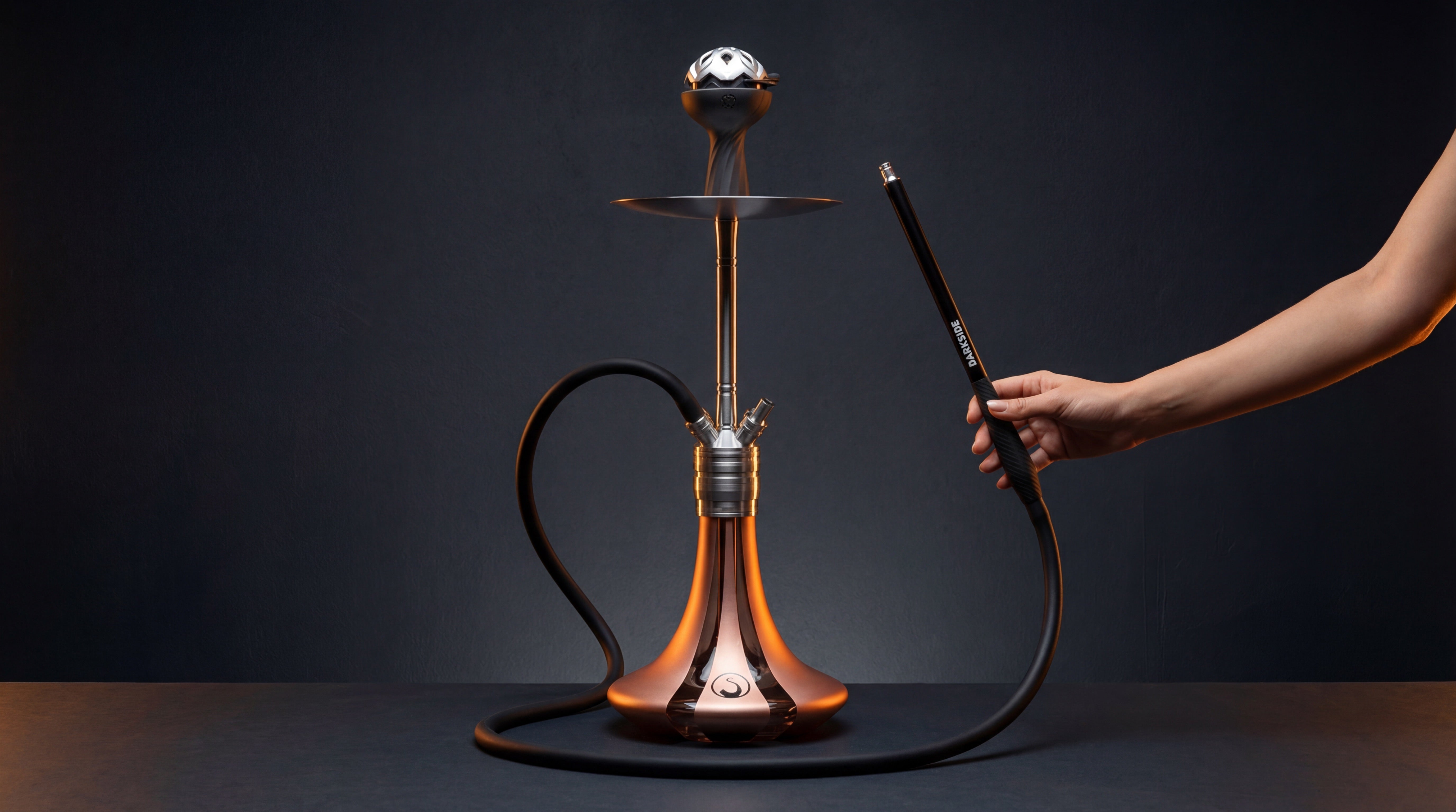 Steamulation shisha pipe with Kaloud HMD and Darkside mouthpiece handle, premium shisha session setup desktop hero